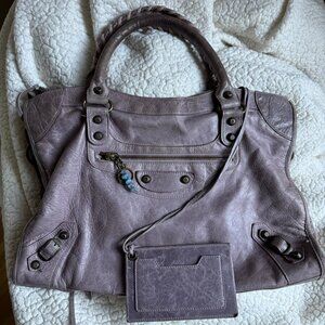 Auth Balenciaga 2006 Lilac Purple Lavender Chevre Leather City Shoulder Bag